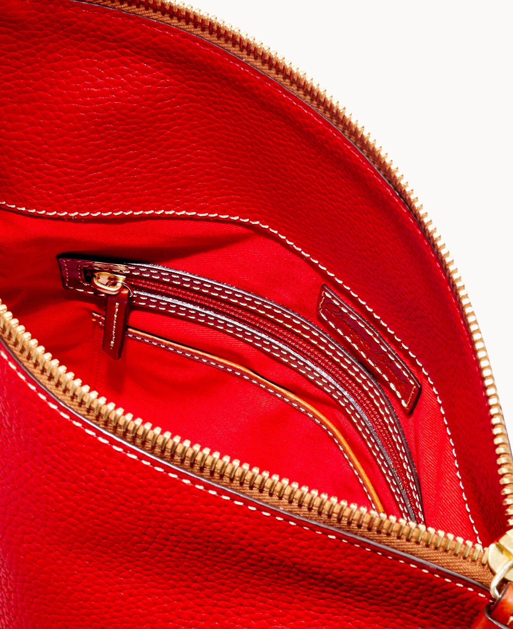 Pebble Grain Small Sloan