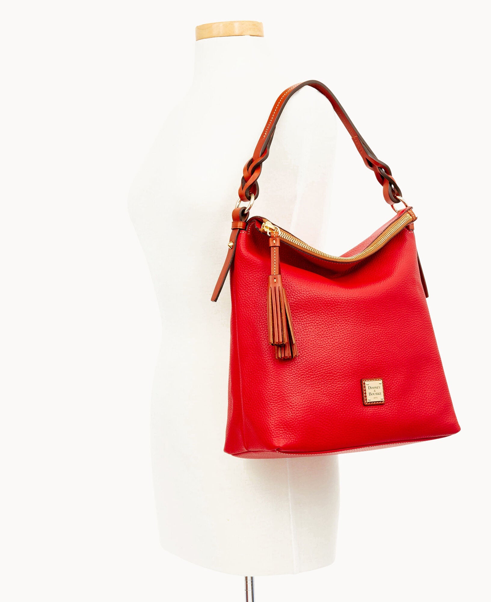 Pebble Grain Small Sloan