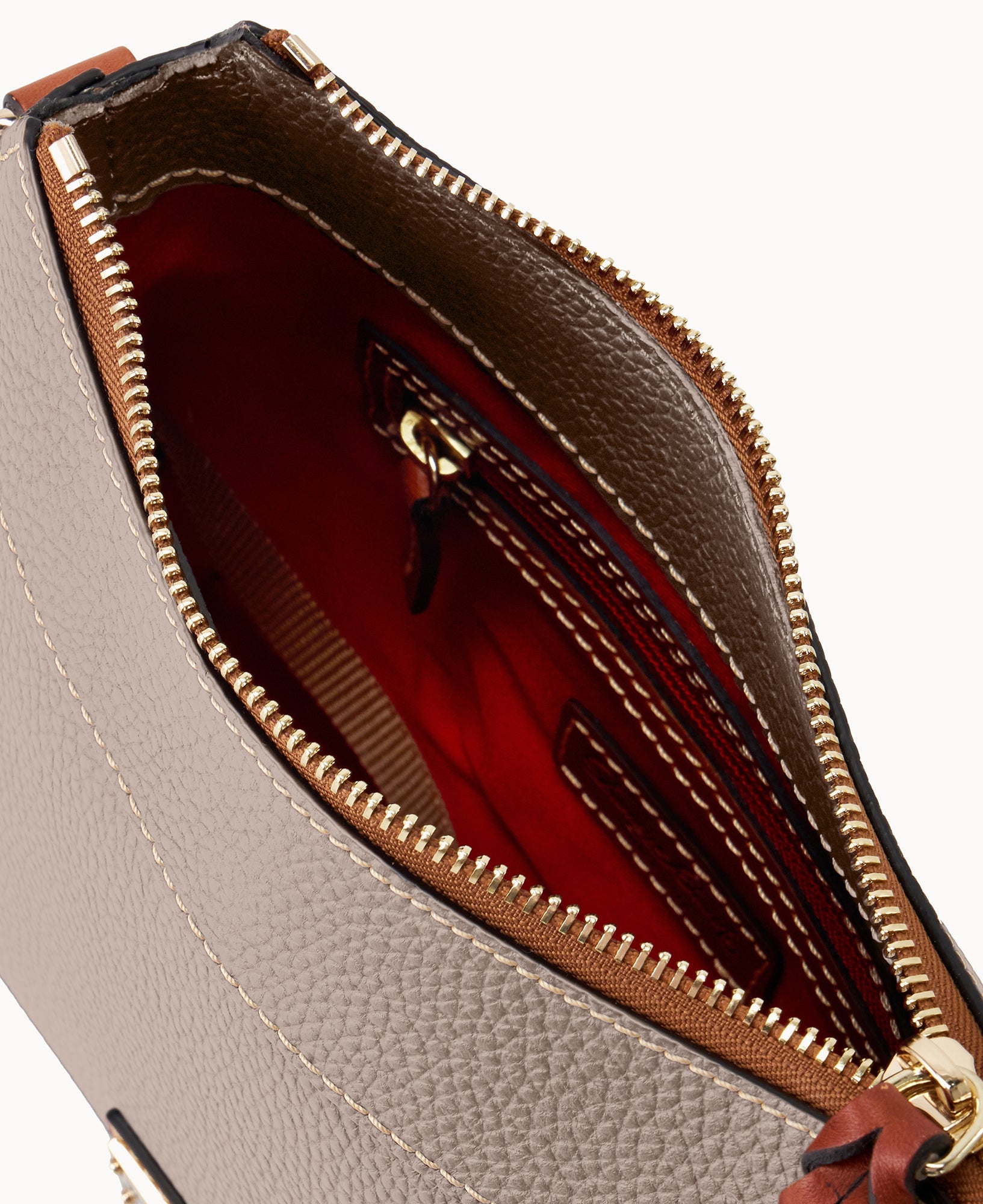 Pebble Grain Small Cassidy Crossbody