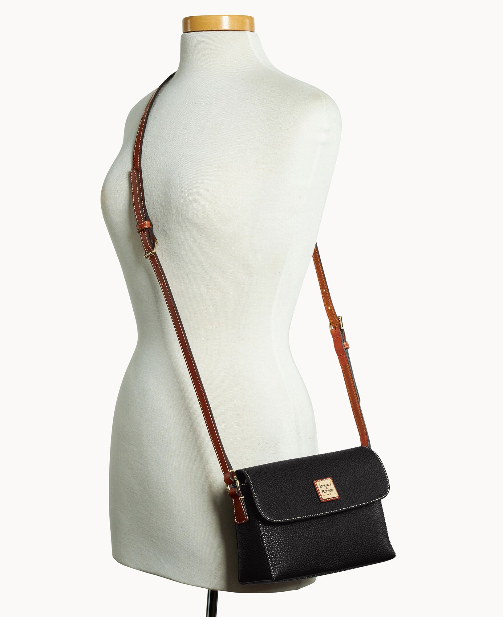 Pebble Grain Rena Crossbody