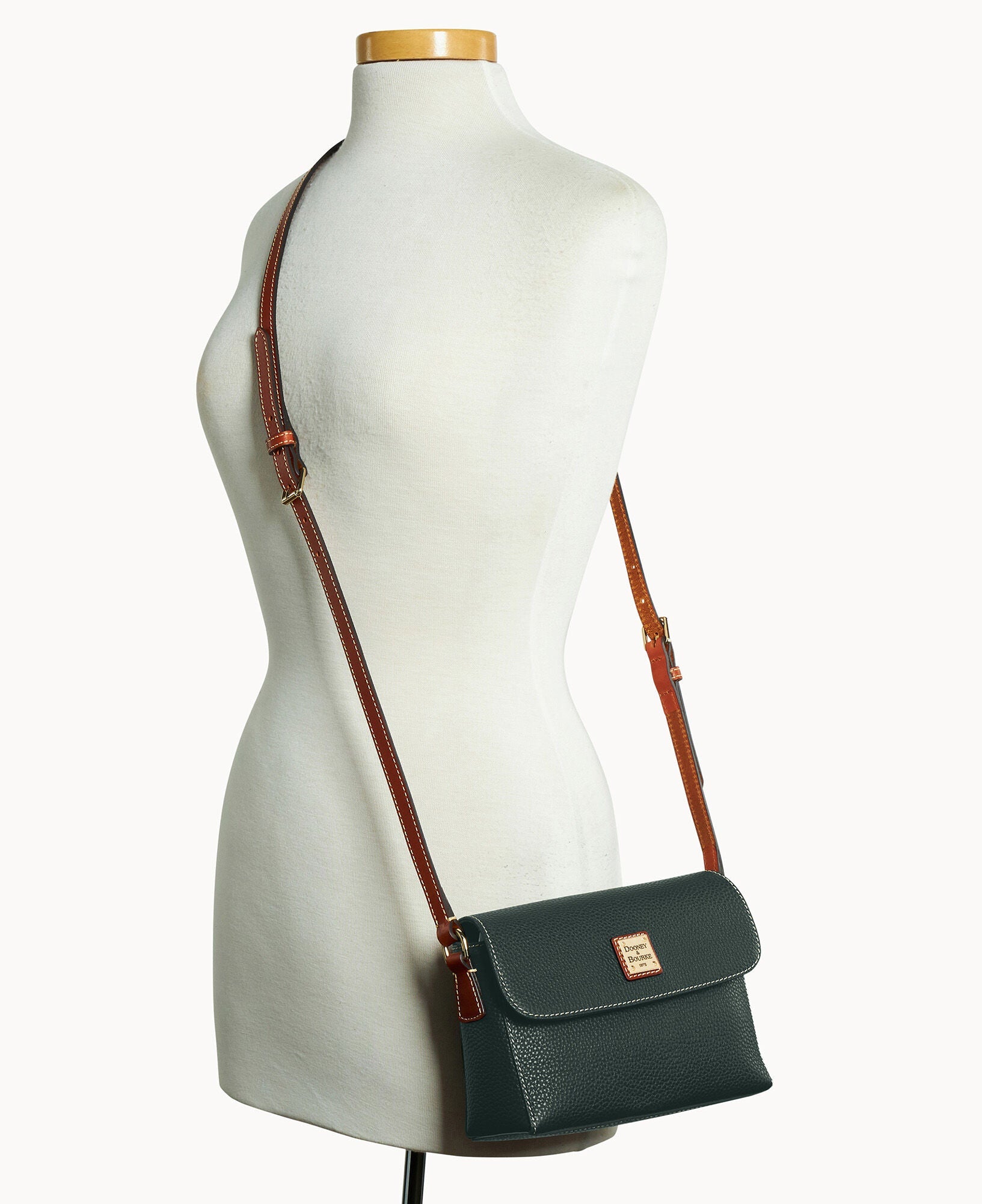 Pebble Grain Rena Crossbody