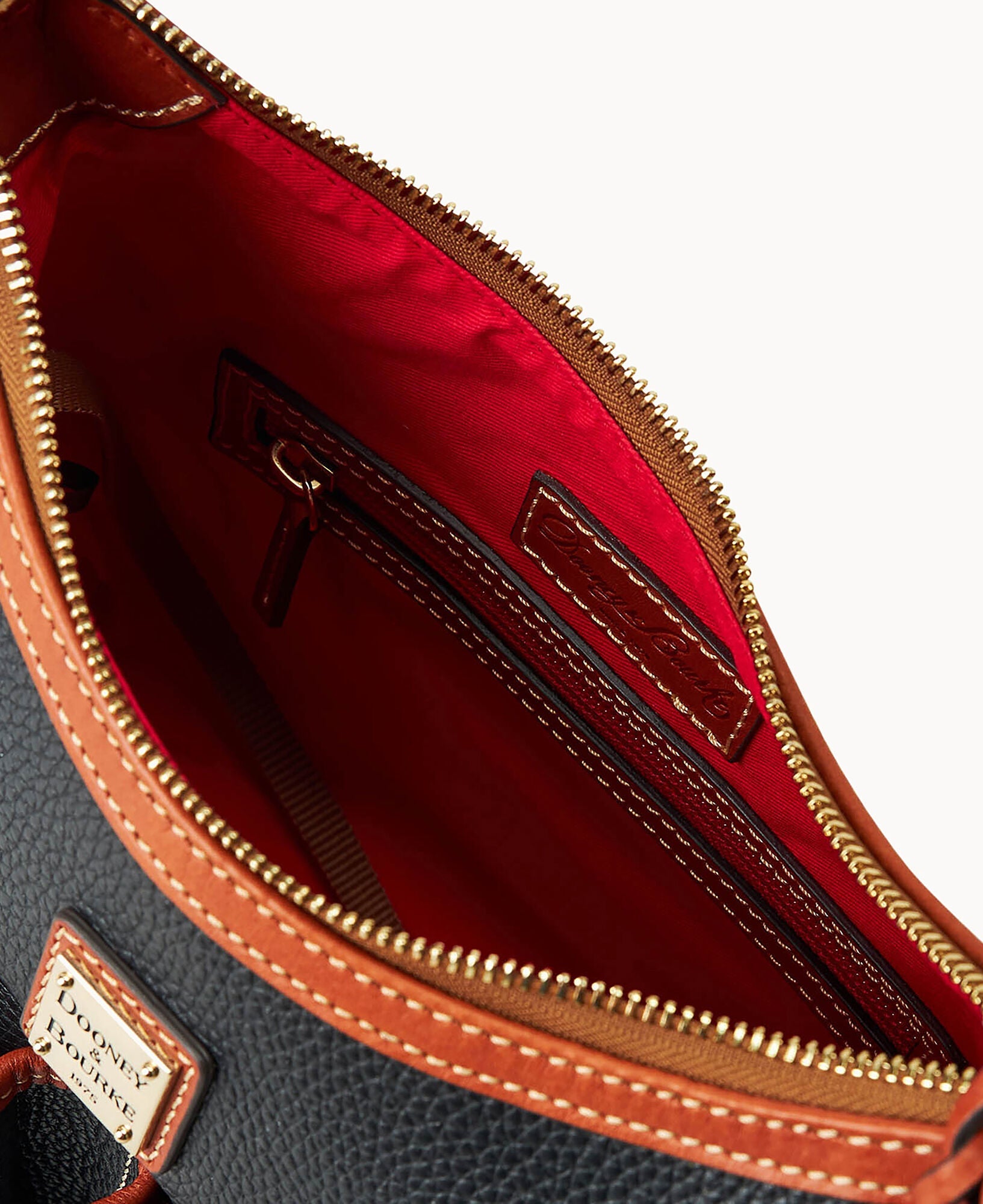 Pebble Grain Small Lucy