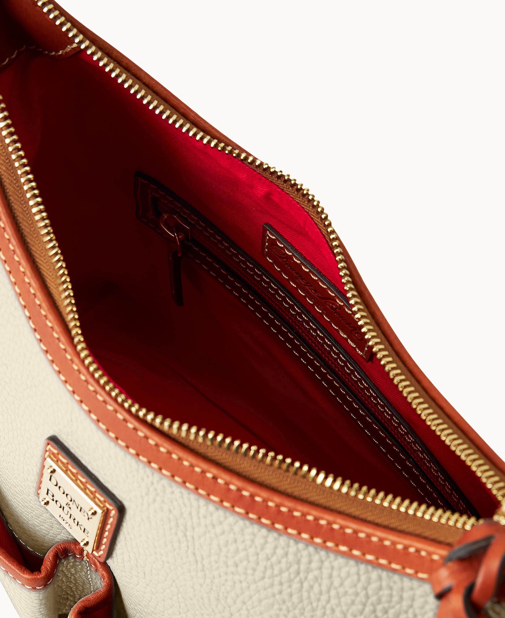 Pebble Grain Small Lucy