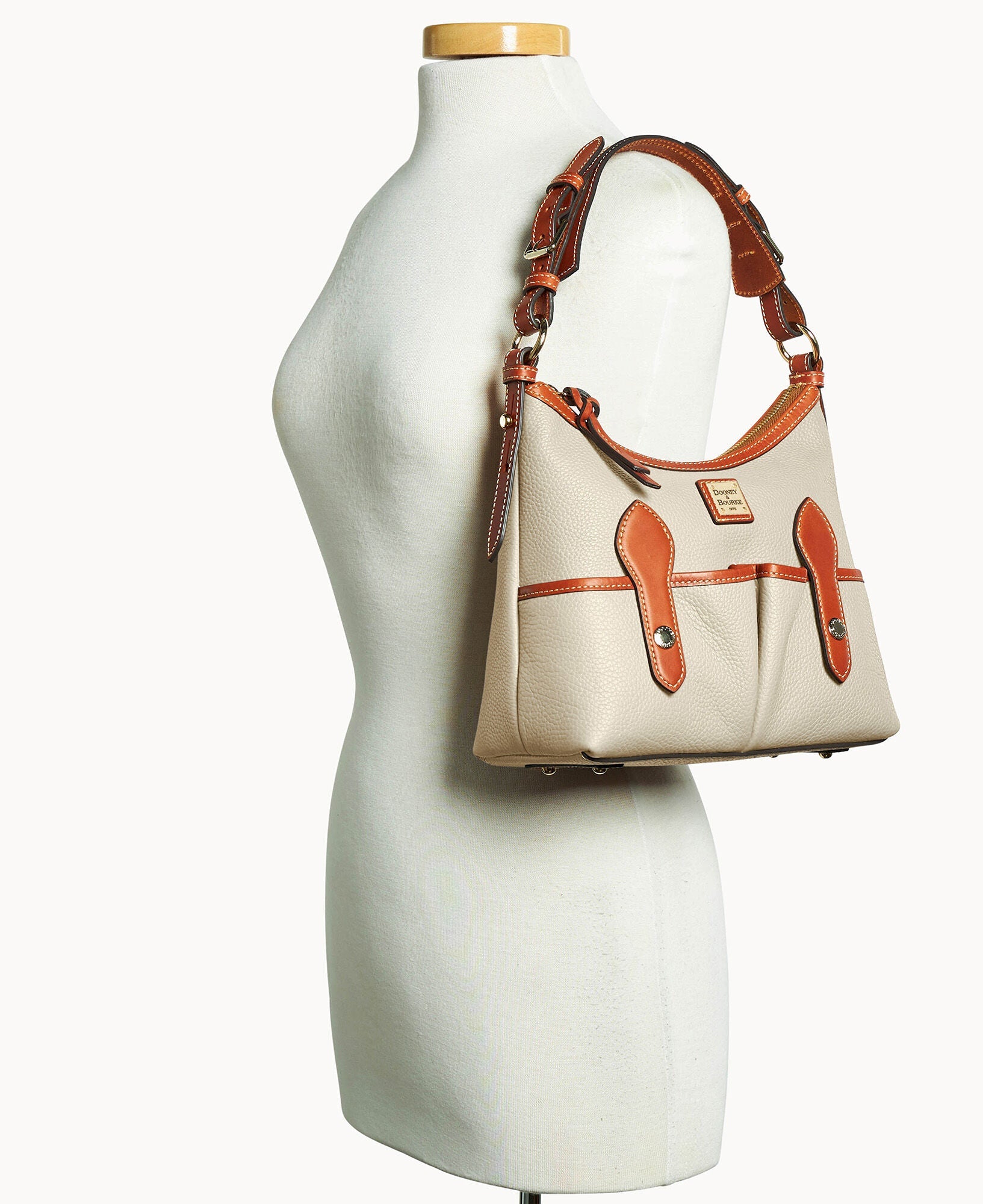 Pebble Grain Small Lucy