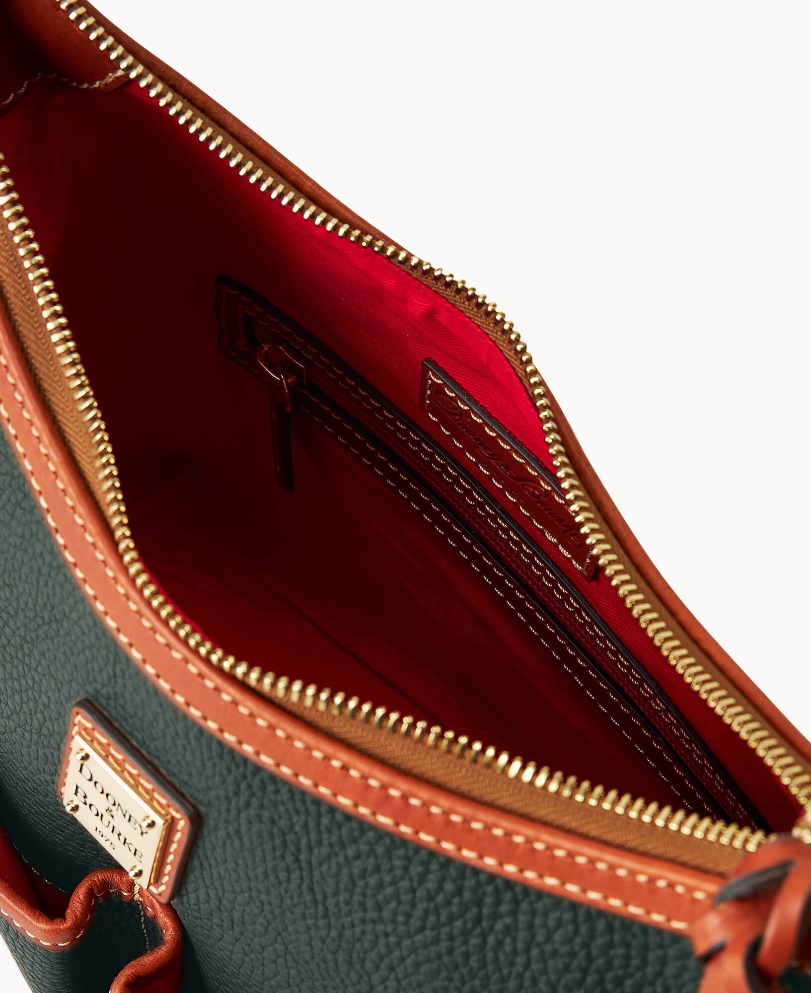 Pebble Grain Small Lucy