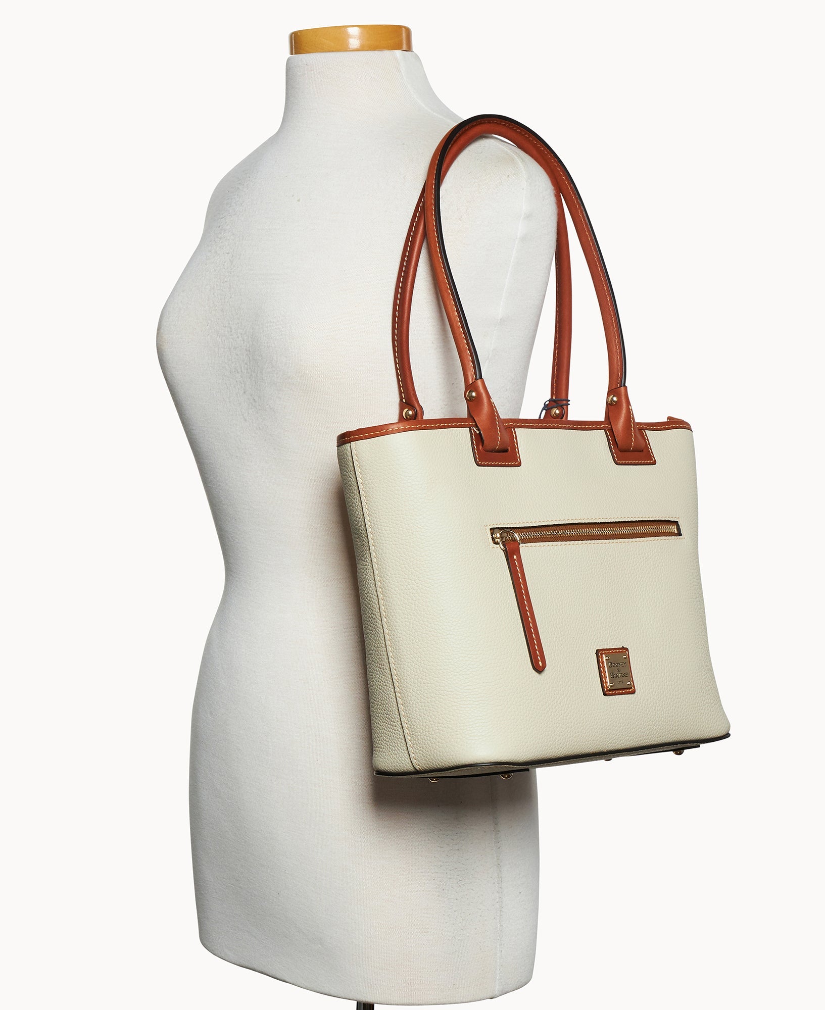 Pebble Grain Zip Tote