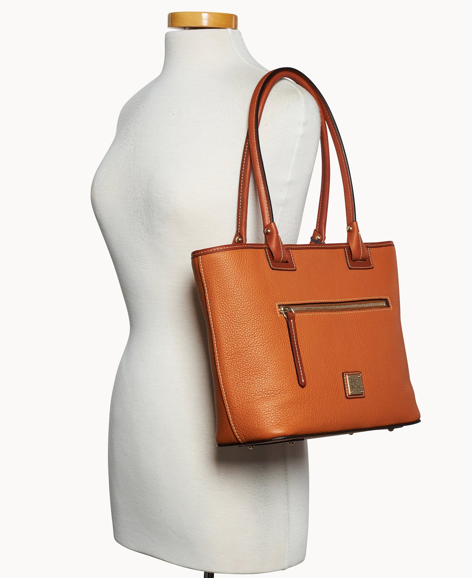 Pebble Grain Zip Tote