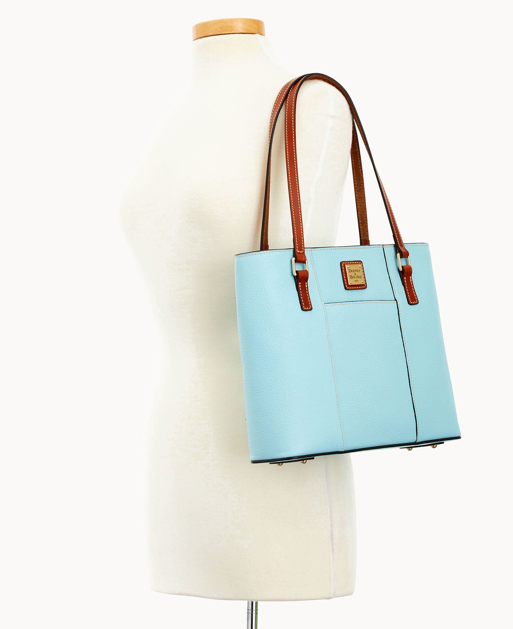 Pebble Grain Small Lexington