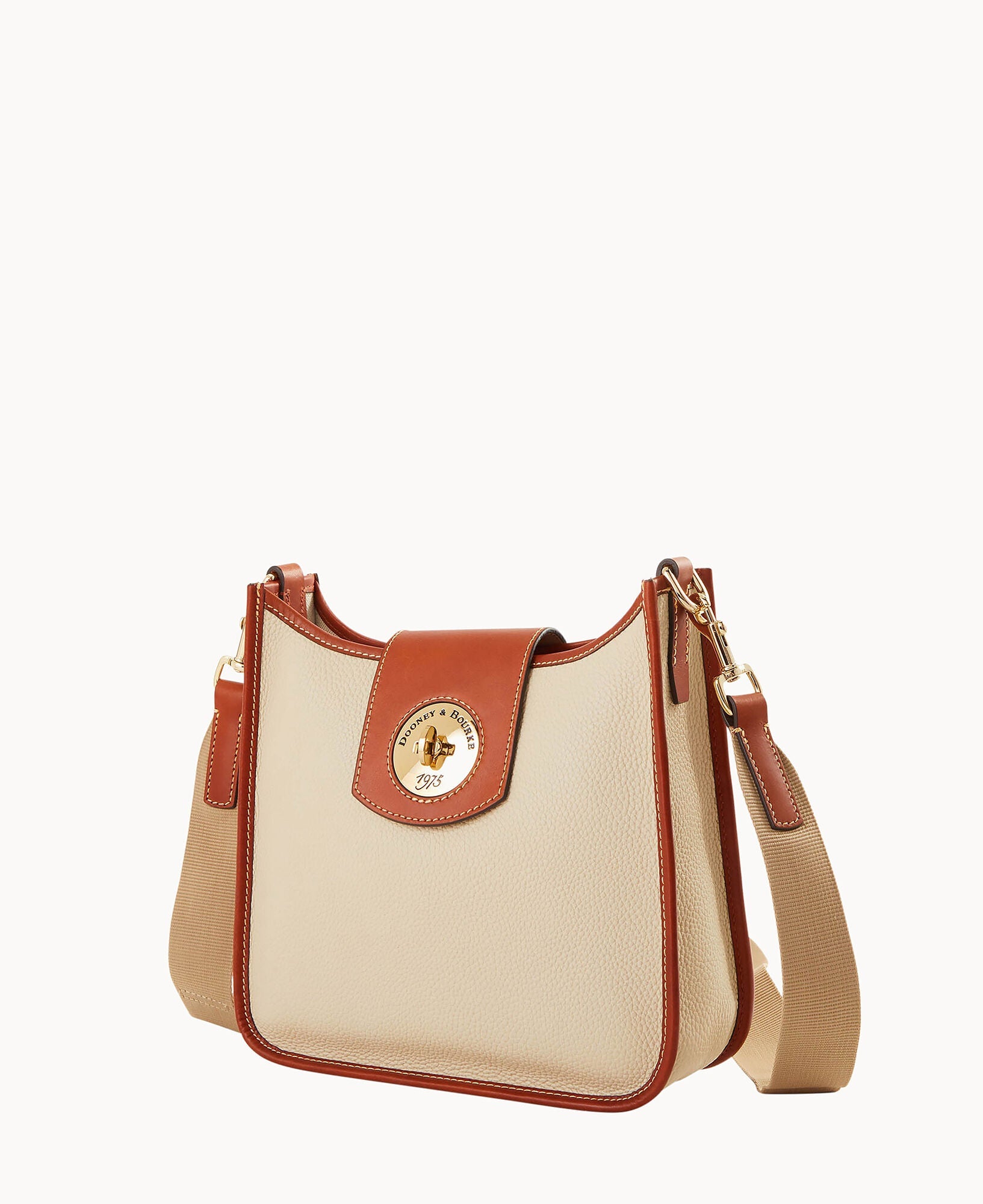 Pebble Turnlock Messenger 28