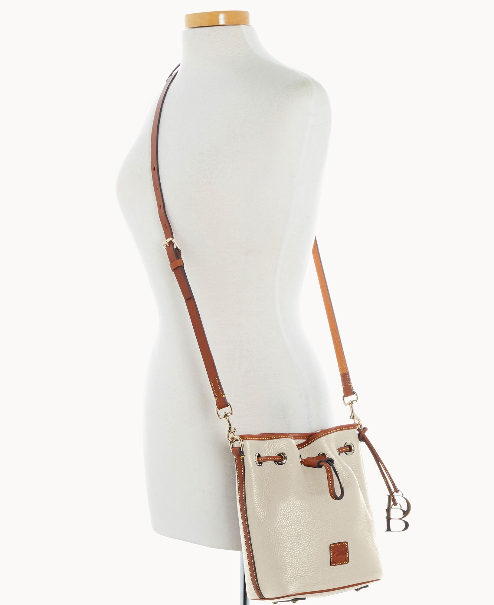 Pebble Grain Small Drawstring