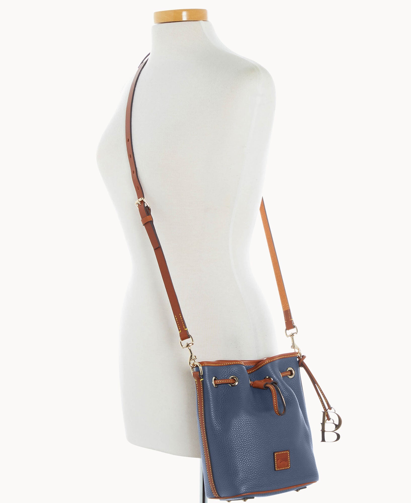 Pebble Grain Small Drawstring