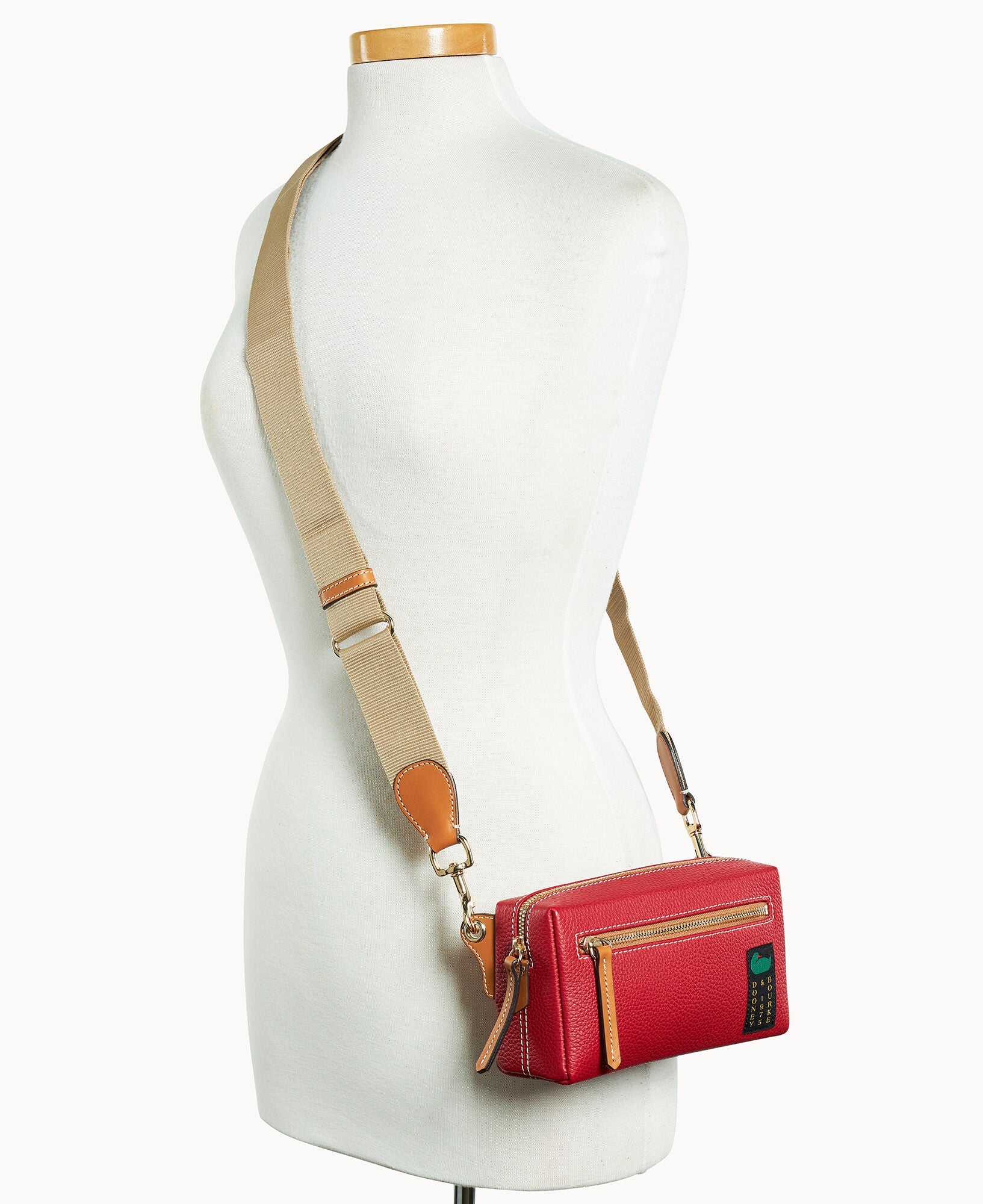 Pebble Grain Camera Crossbody 20