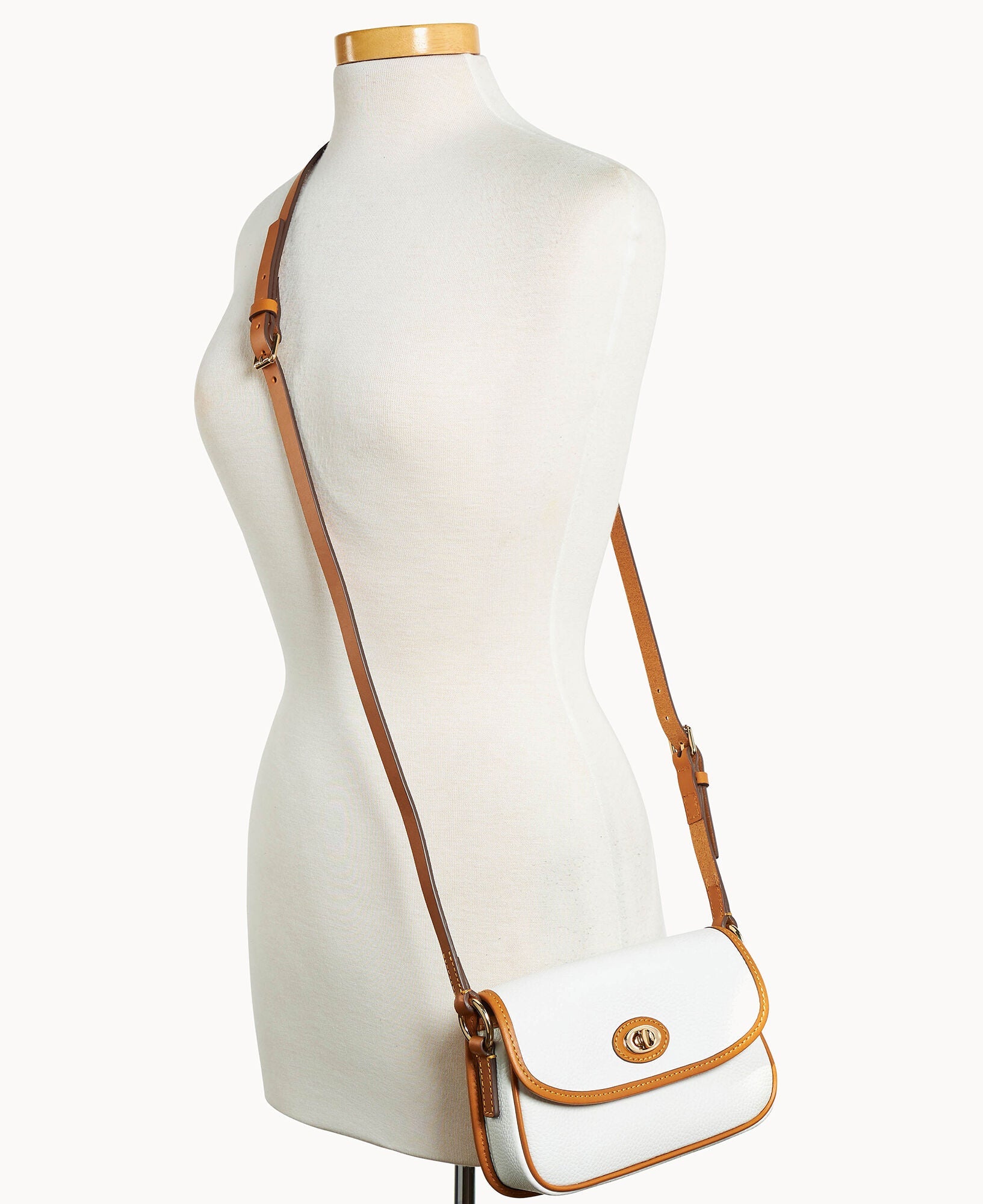 Pebble Grain Turnlock Crossbody 22