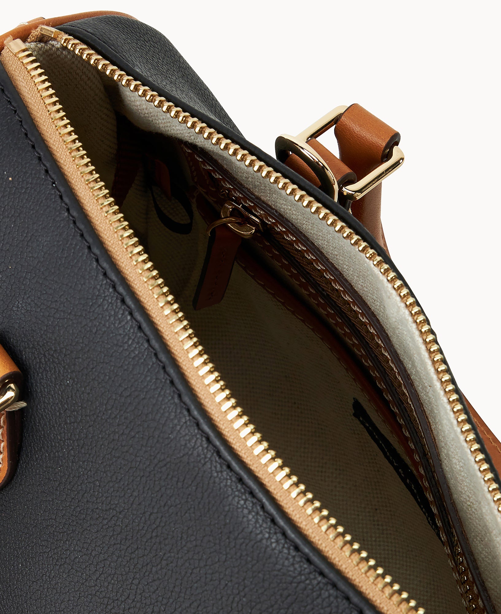 Sorrento Barrel Satchel 25