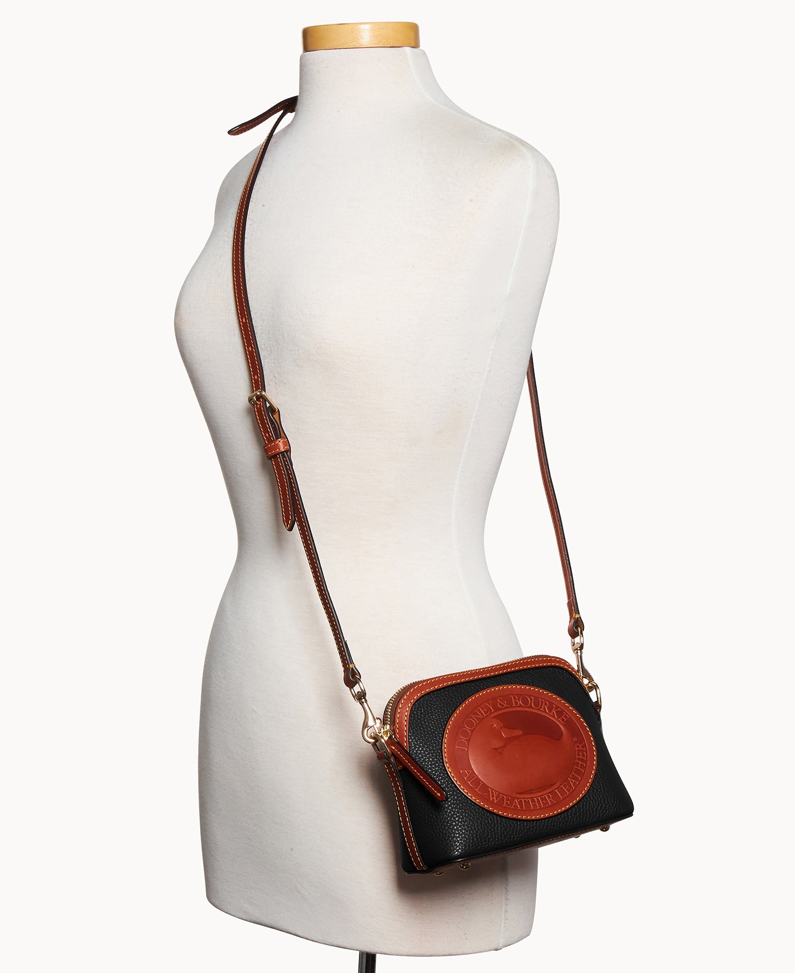 Heritage Domed Crossbody 18
