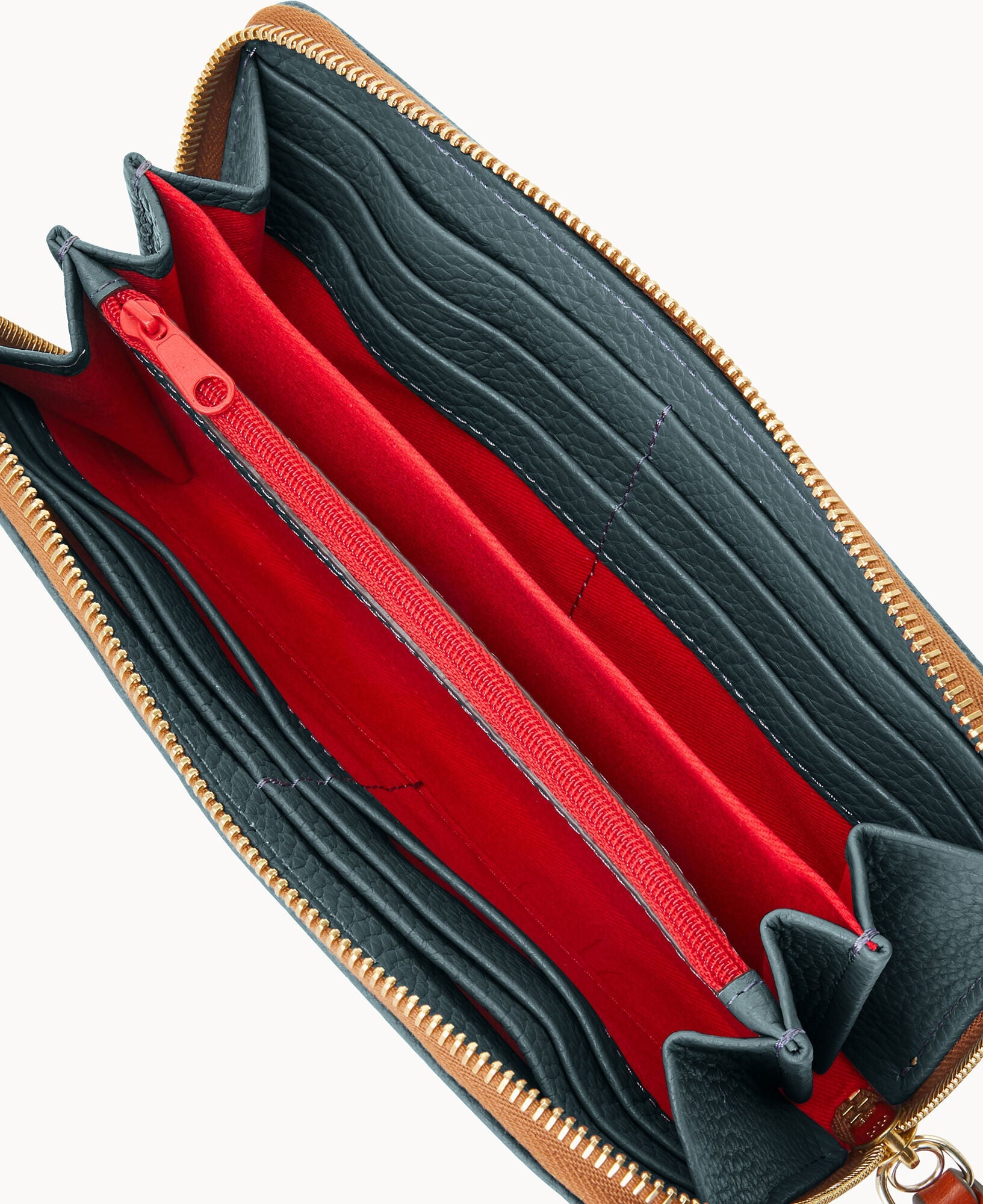 Pebble Grain Large Zip Around Wristlet