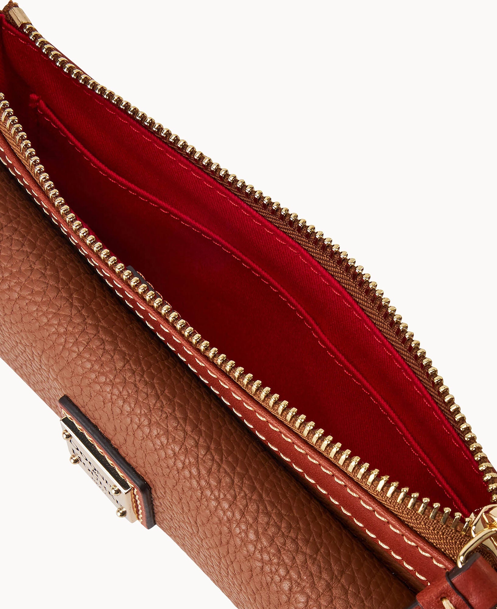 Pebble Grain Pocket Wristlet