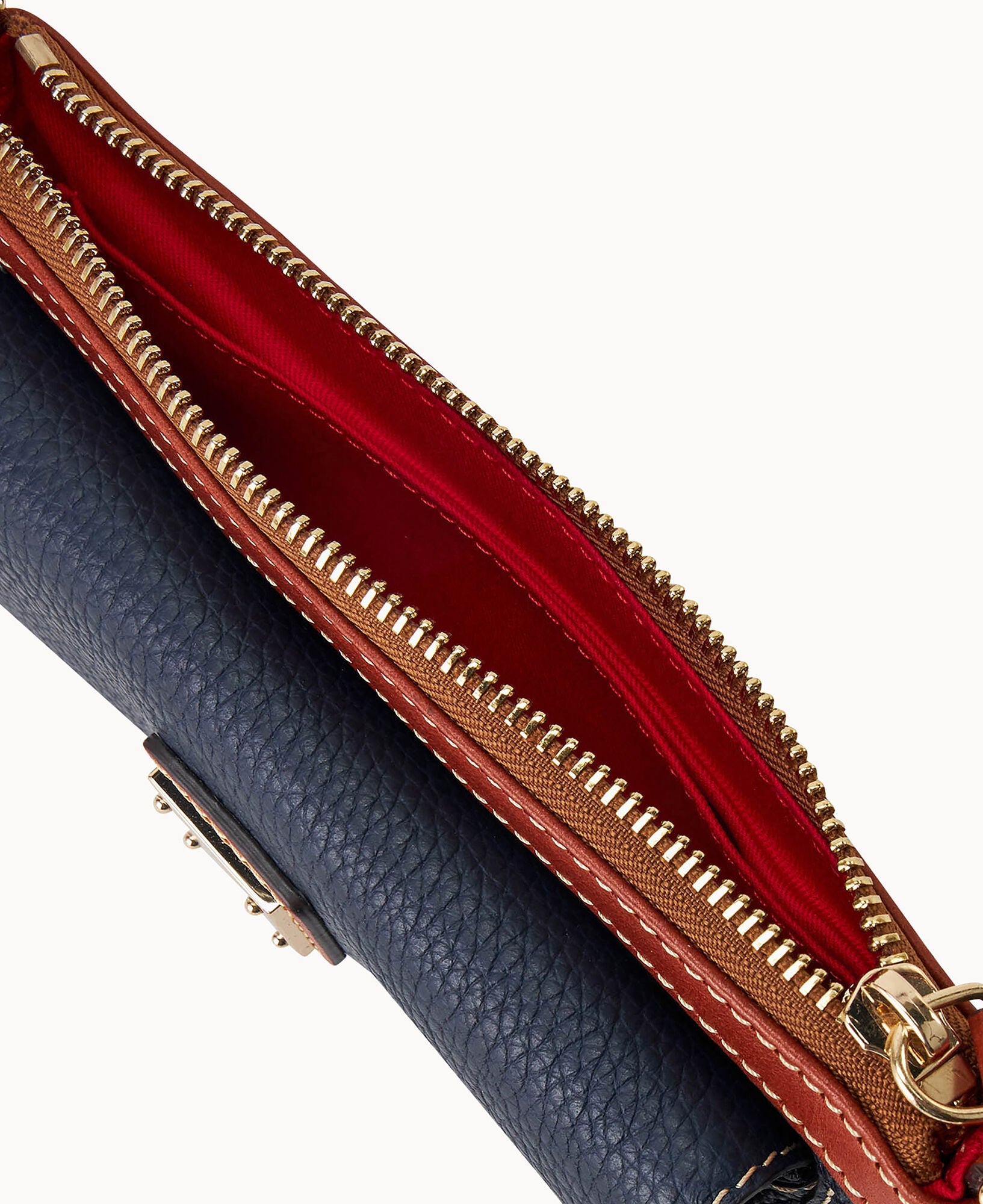 Pebble Grain Pocket Wristlet