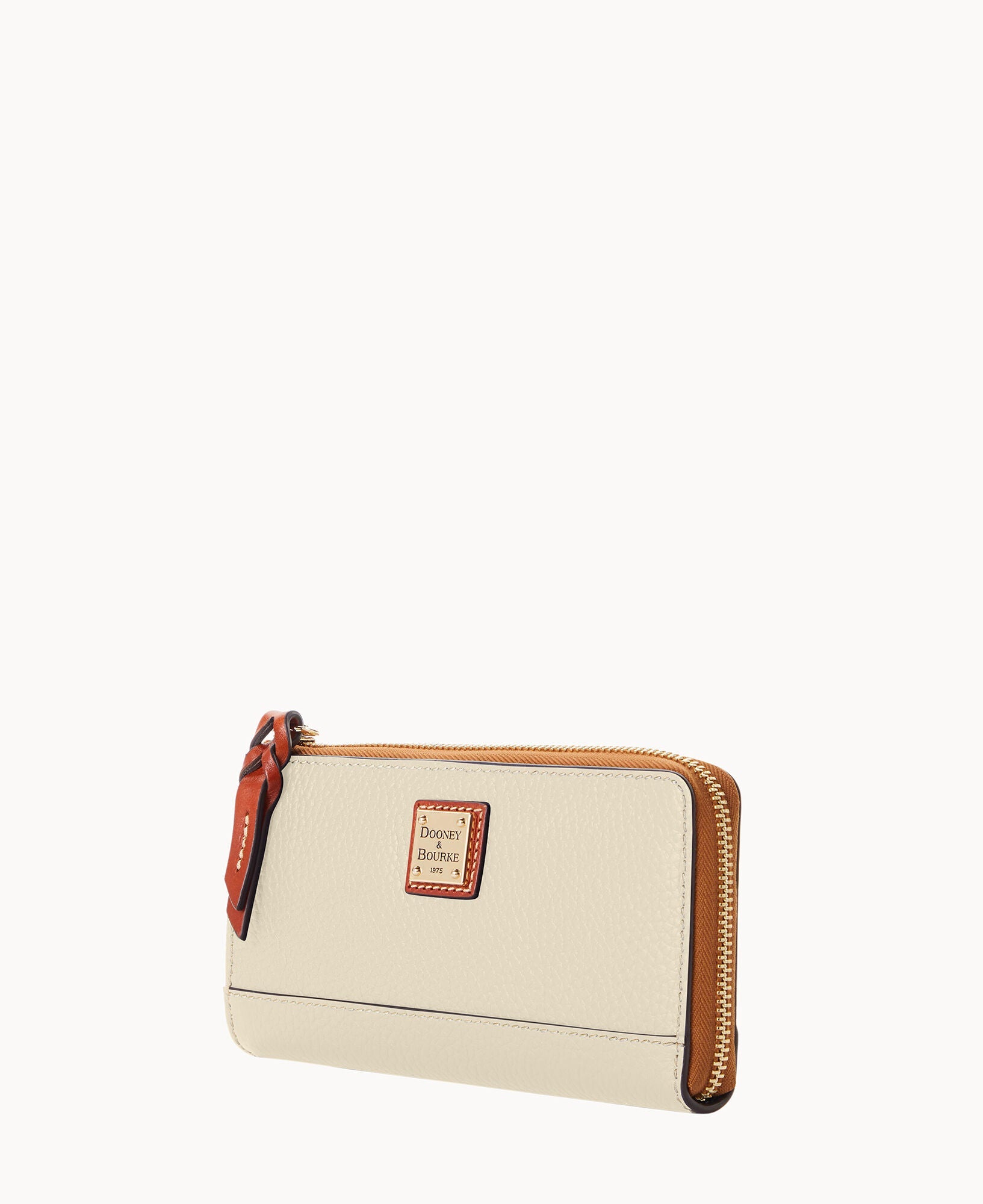 Pebble Grain Folded Zip Wristlet