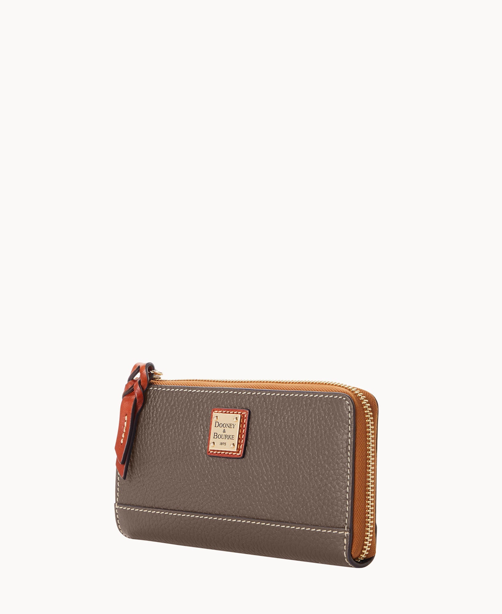 Pebble Grain Folded Zip Wristlet