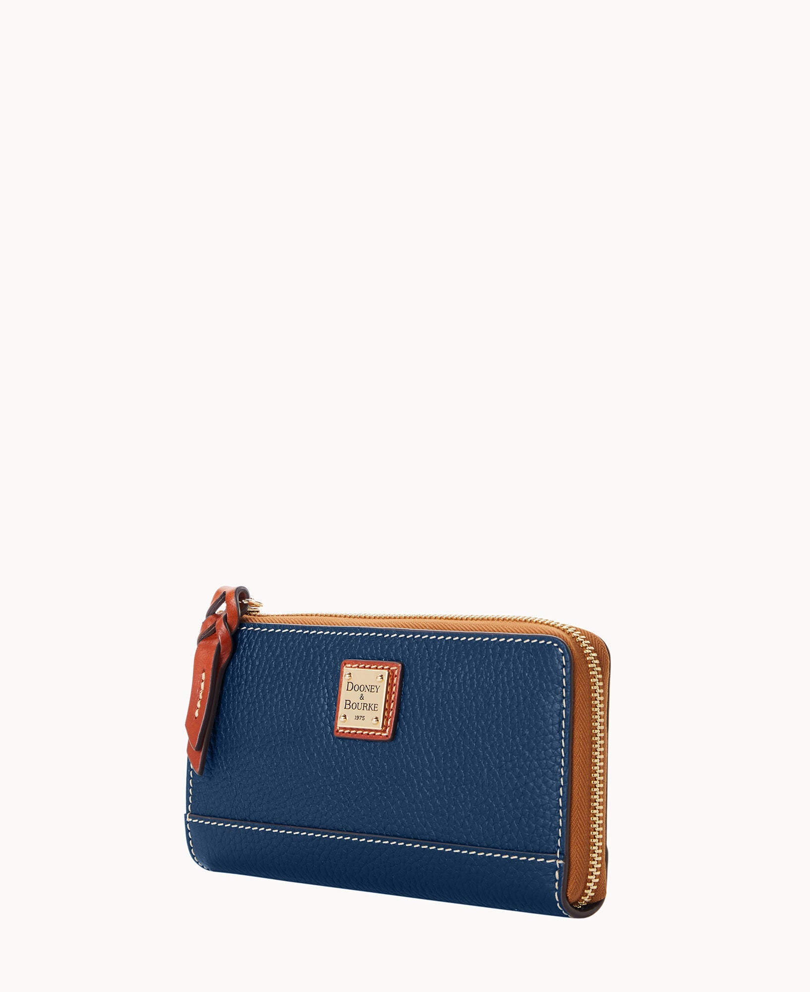 Pebble Grain Folded Zip Wristlet