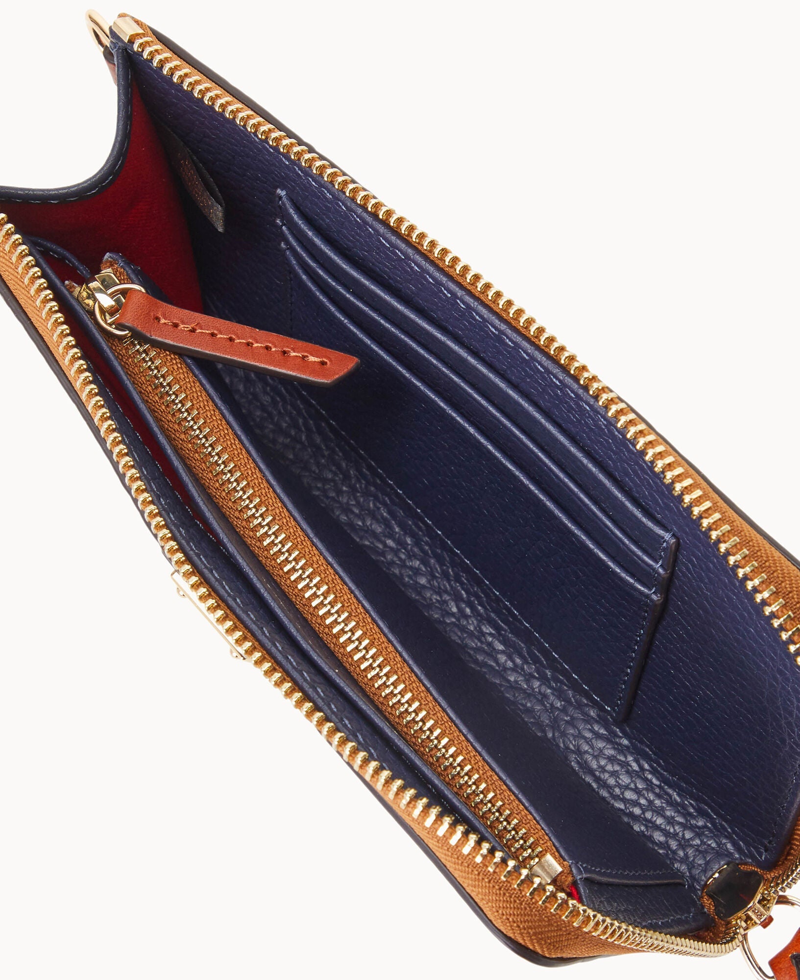 Pebble Grain Folded Zip Wristlet