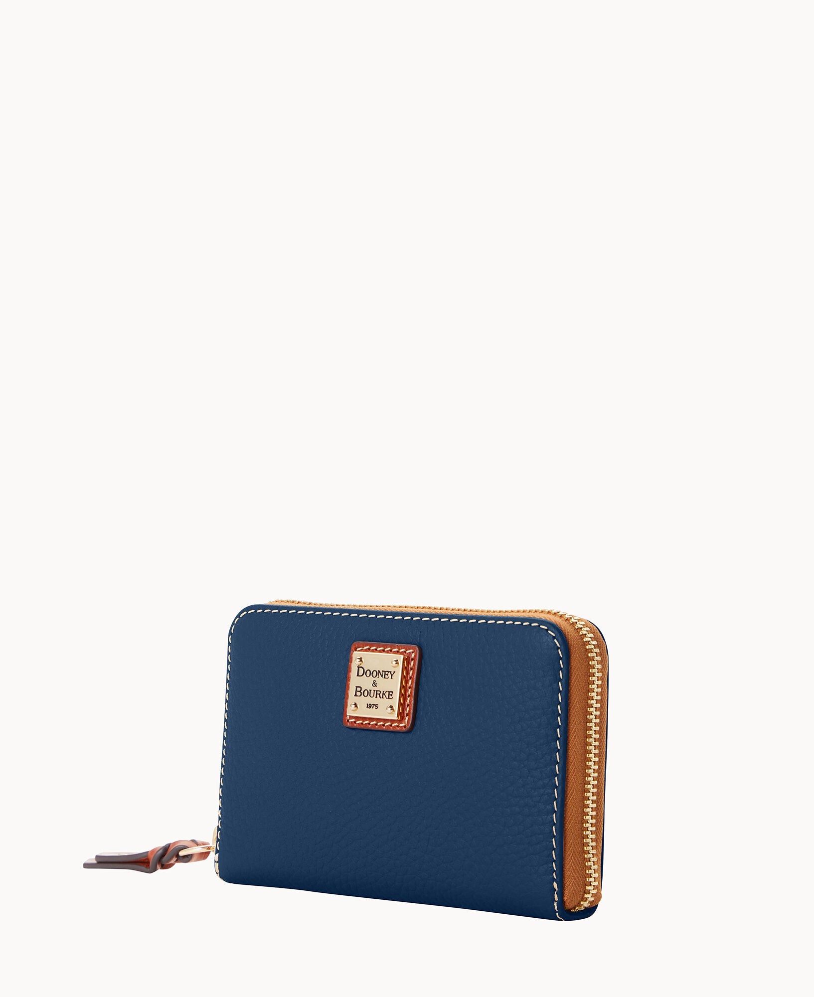 Pebble Grain Medium Zip Around Wallet