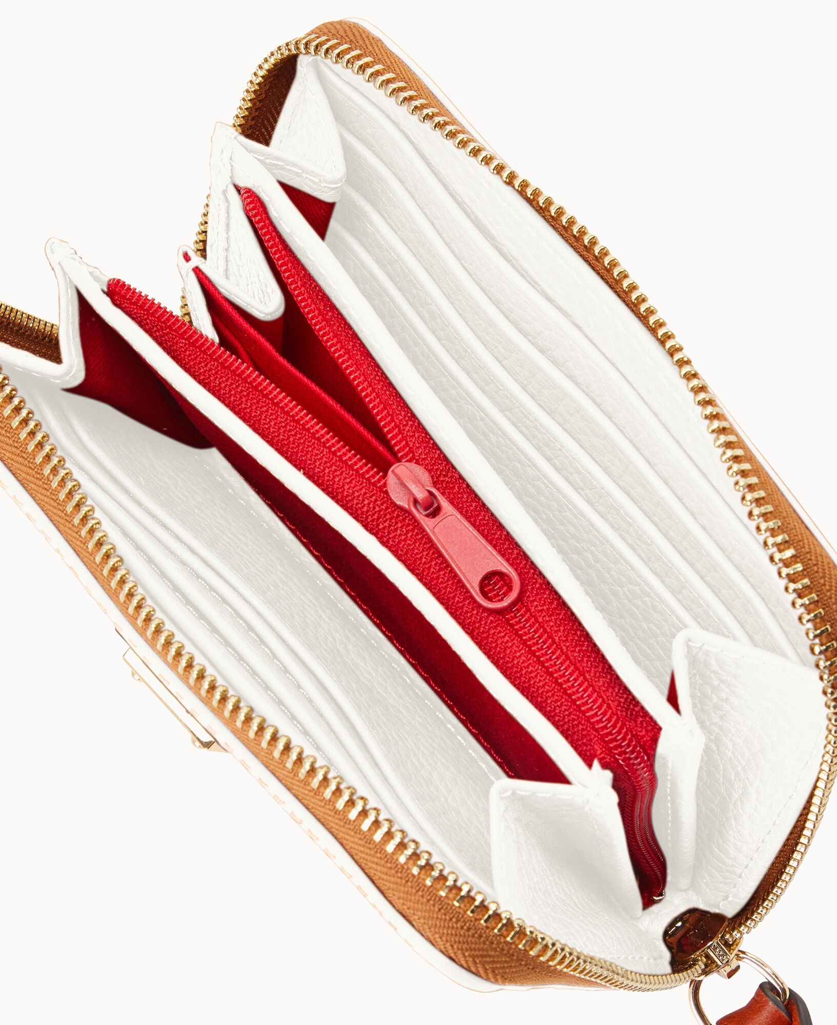 Pebble Grain Medium Zip Around Wallet