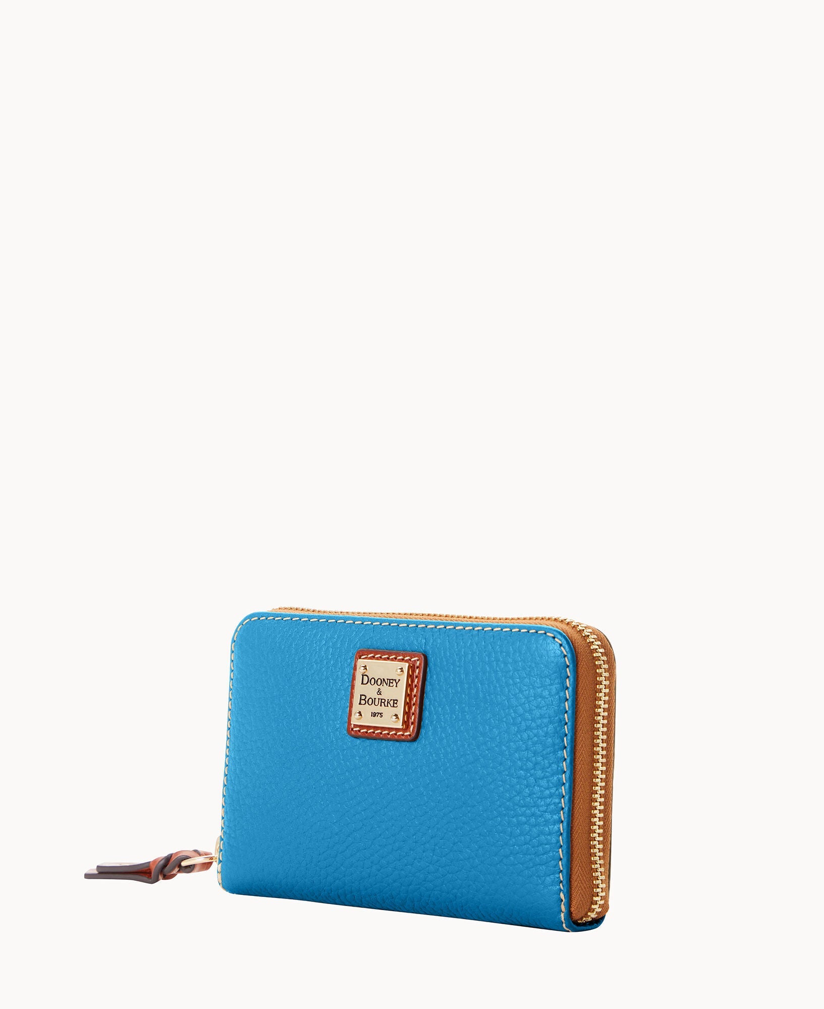 Pebble Grain Medium Zip Around Wallet