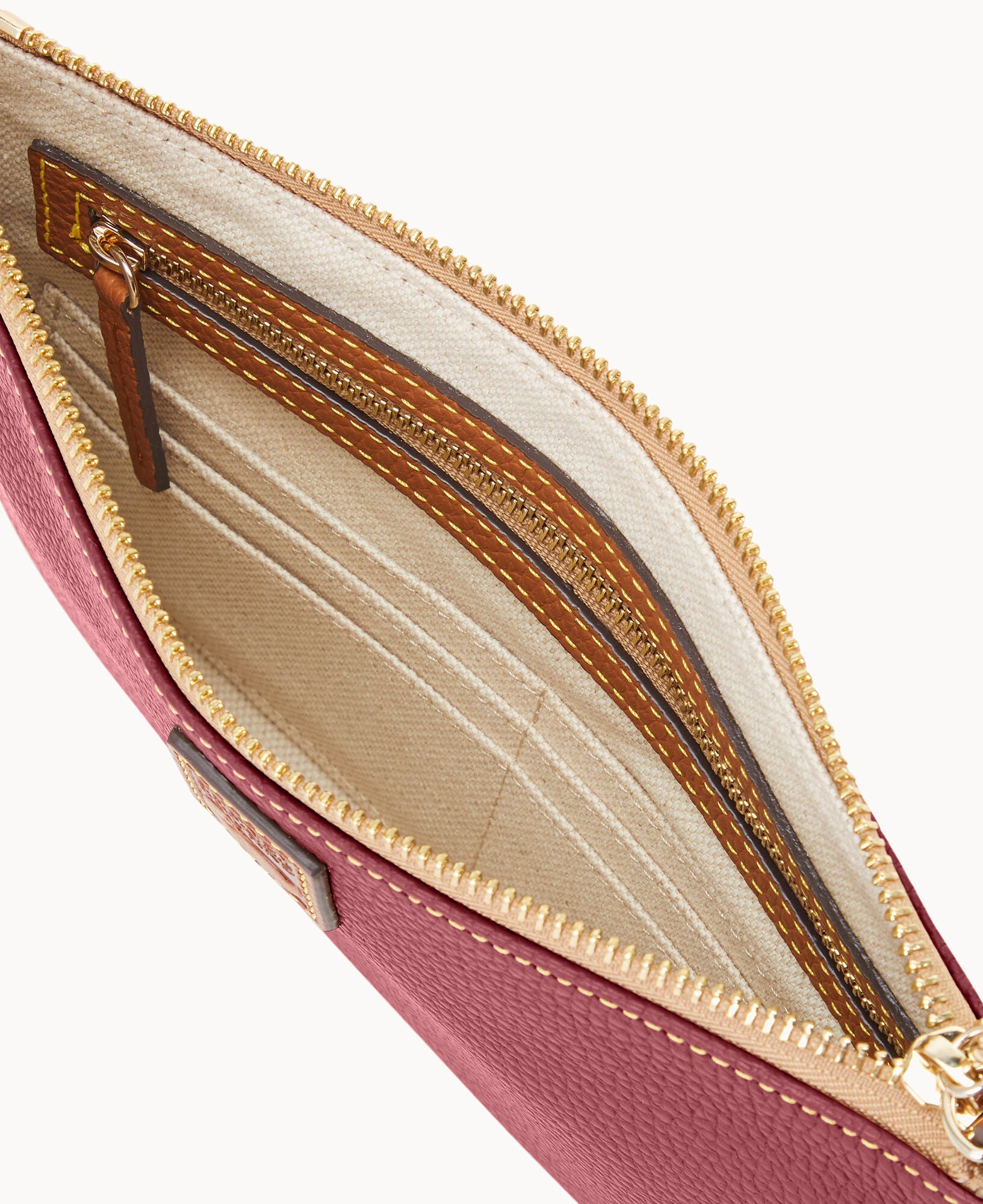Pebble Grain Large Wristlet