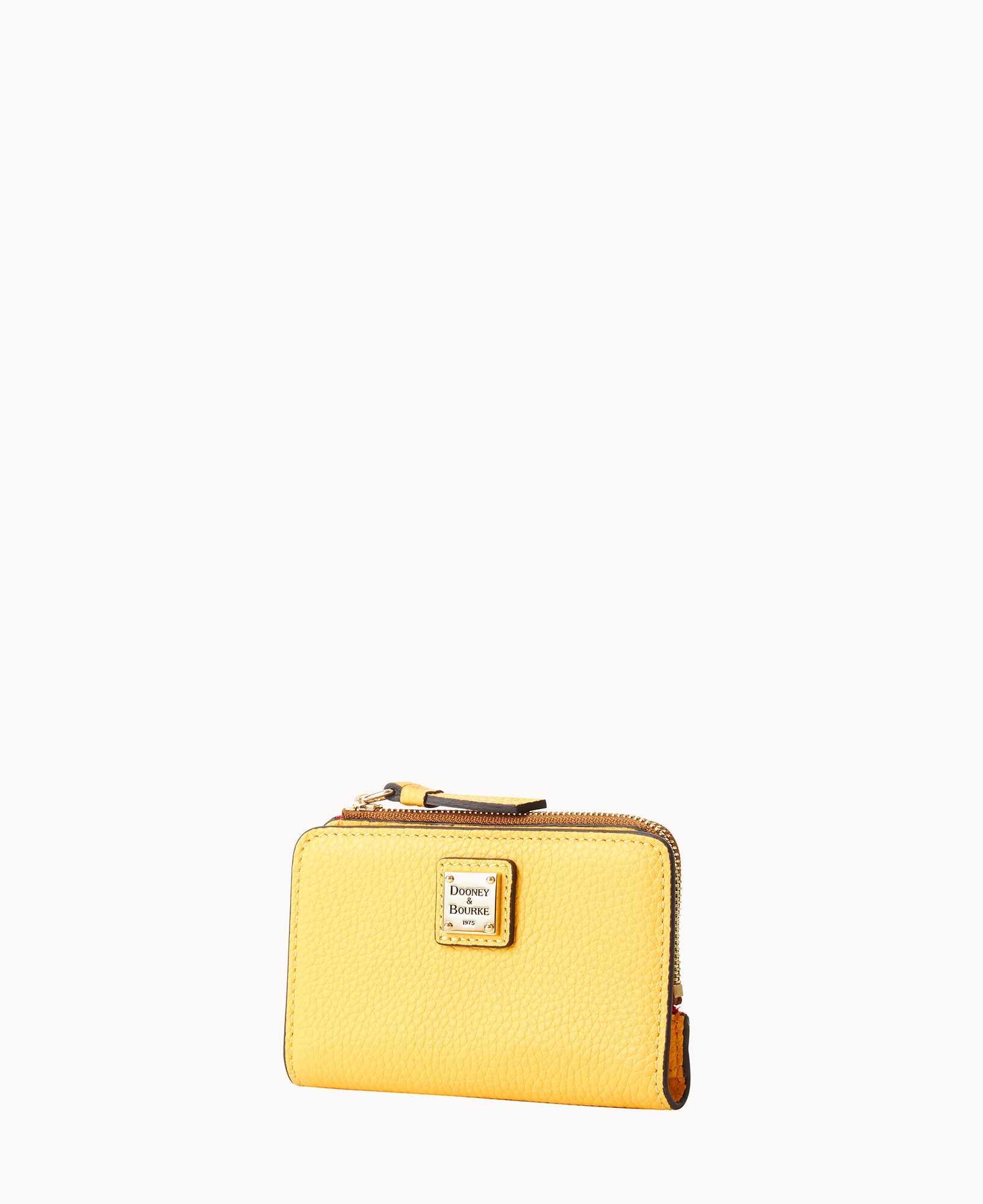 Pebble Grain Zip Credit Card Wallet 14