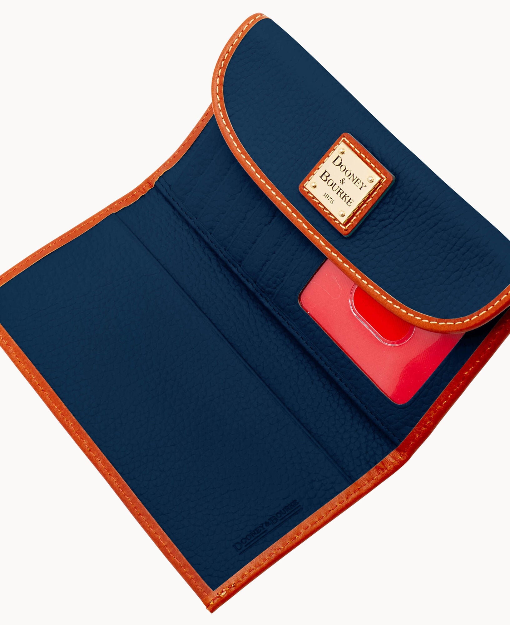 Pebble Grain Continental Clutch